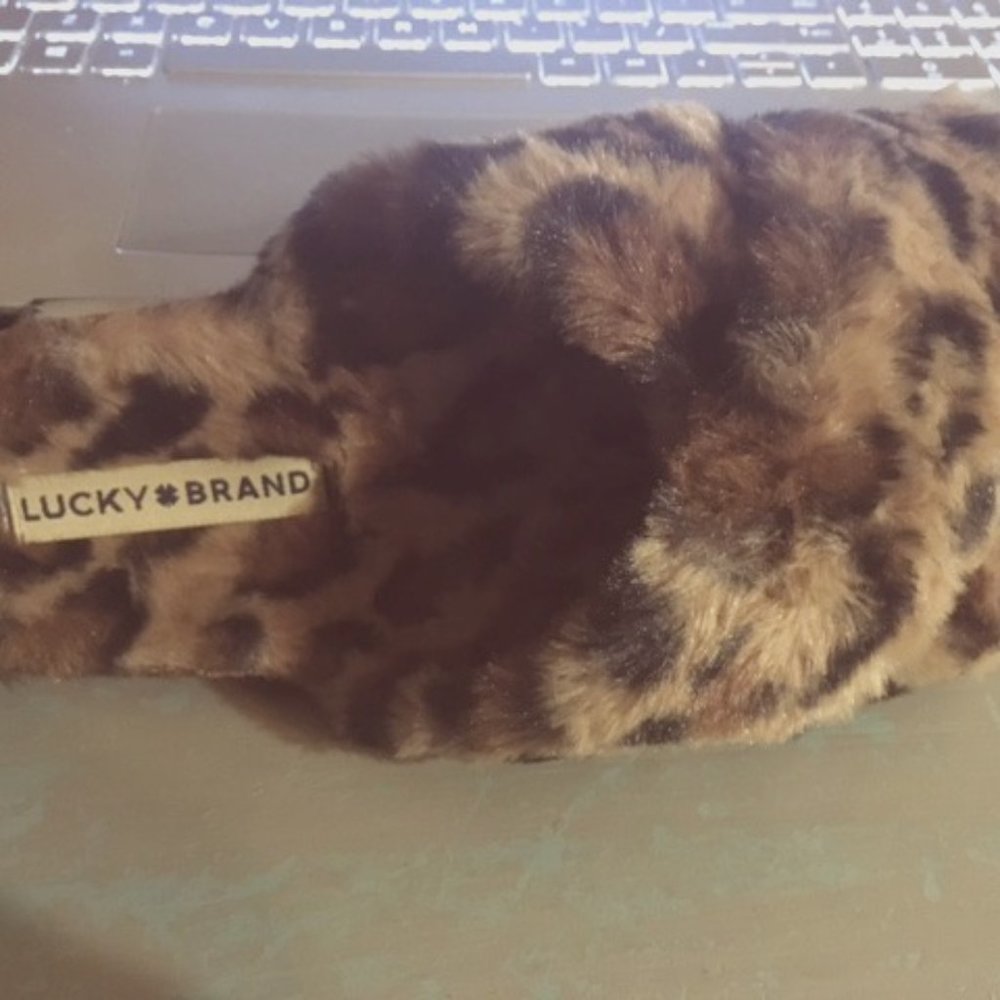 NEW Ladies Lucky Brand Marana Criss Cross Slippers - Size 8 - Leopard